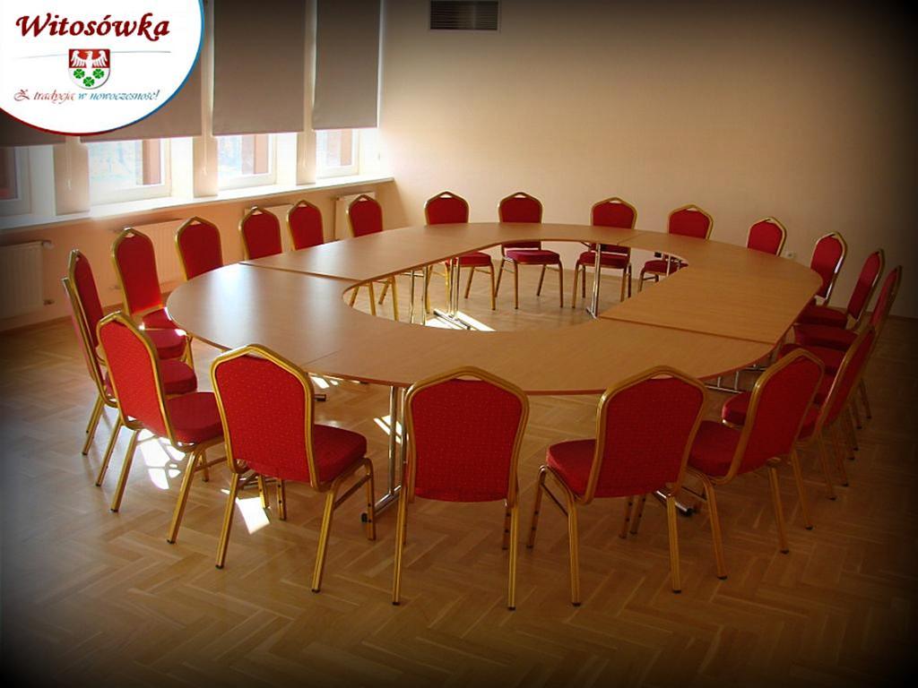 Pokoje Goscinne W Centrum Kultury Wsi Polskiej Wierzchoslawice 外观 照片